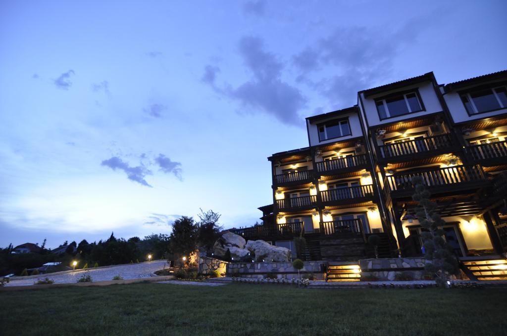 Aparthotel Seasons Glavatarski Han Glavatarți Exterior foto